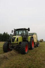 Claas Ares